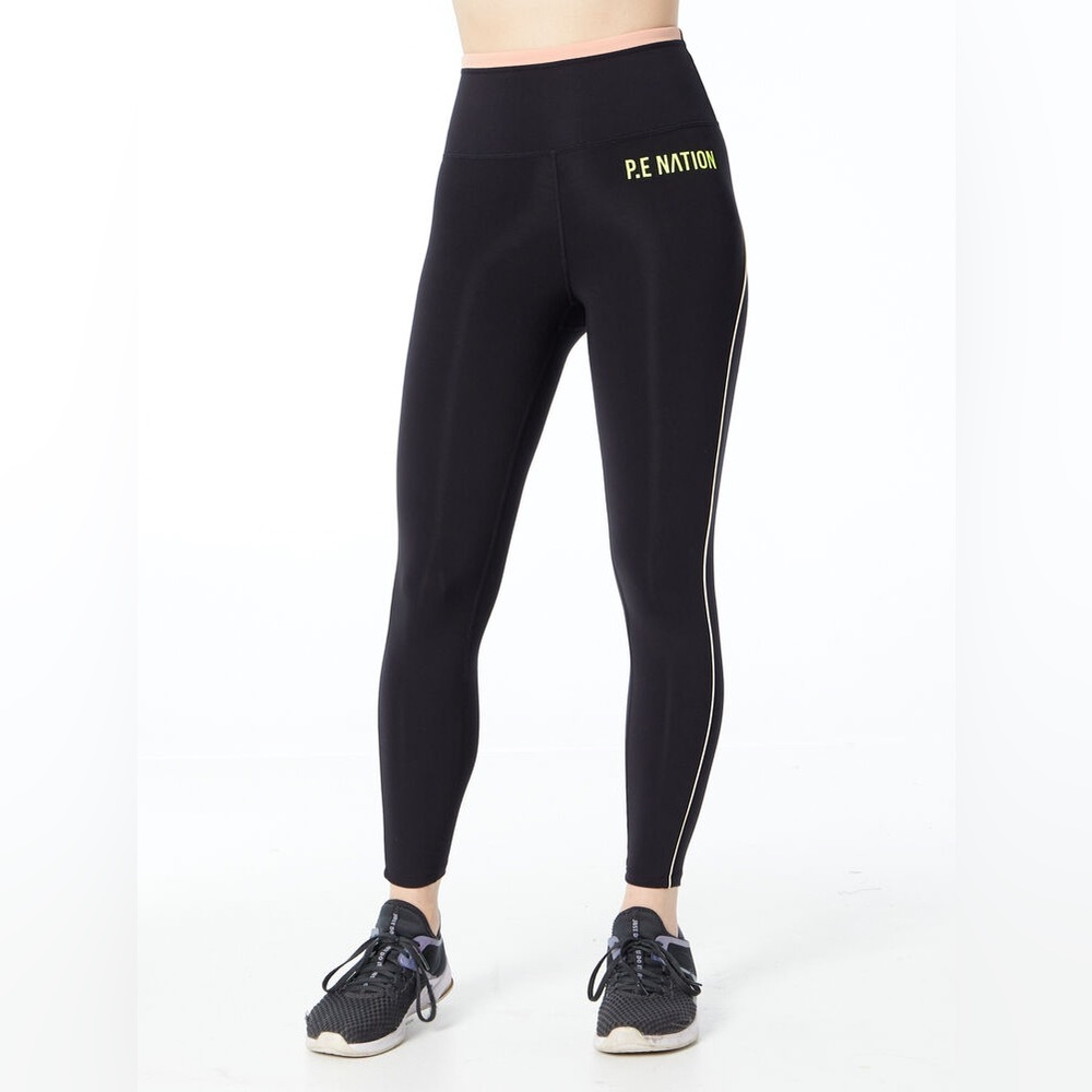 PE Nation match play legging